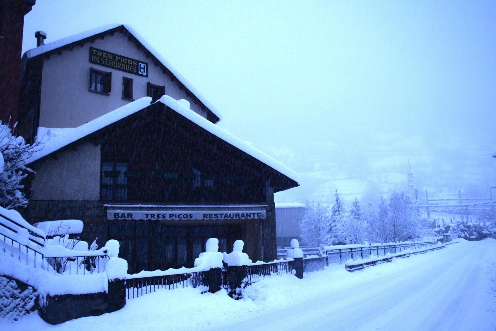 Tres Picos Hotel Eriste Luaran gambar