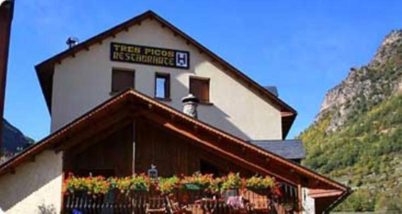 Tres Picos Hotel Eriste Luaran gambar
