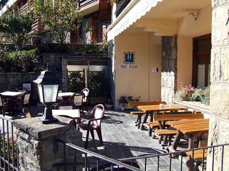 Tres Picos Hotel Eriste Luaran gambar