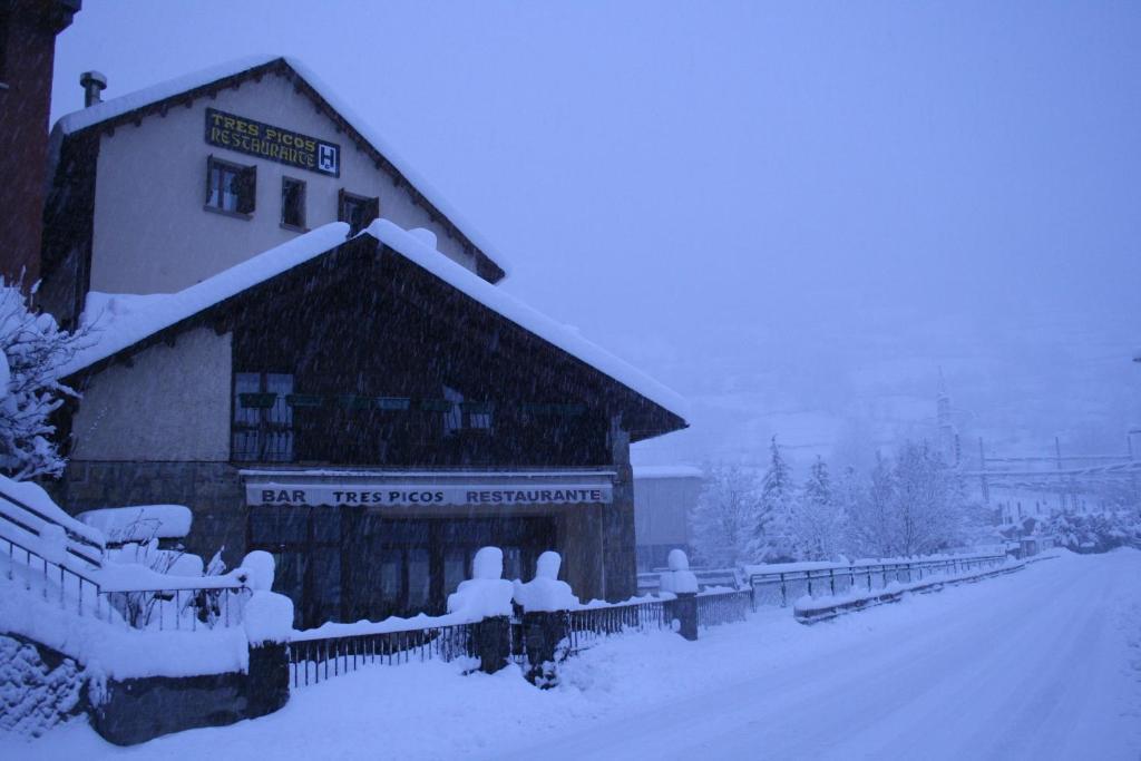 Tres Picos Hotel Eriste Luaran gambar